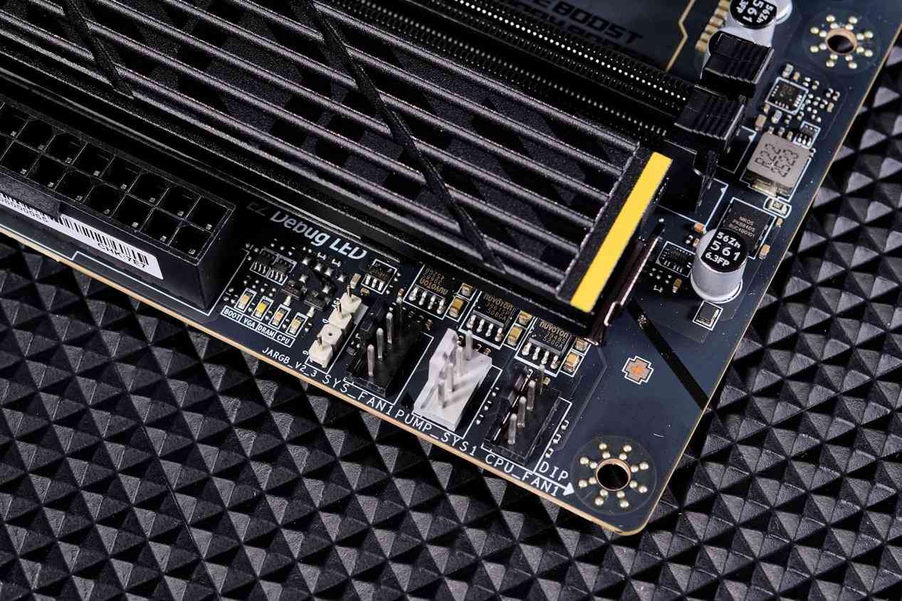 微星B850MPOWER主板深度评测：MPOWER系列的超频传奇延续，千元级性能炸裂之选