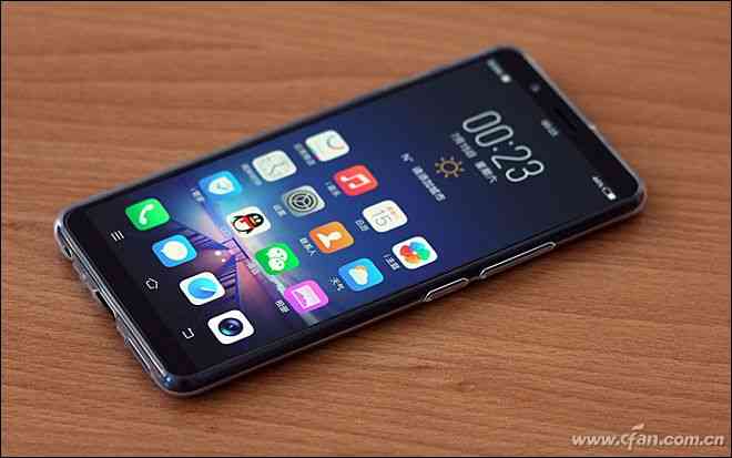 vivo X20全面评测：2998元全面屏新秀是否值得入手？