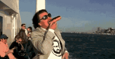 索尼w610怎么样 喂过一次大连海鸥，人类就要为自己的弱小羞愧