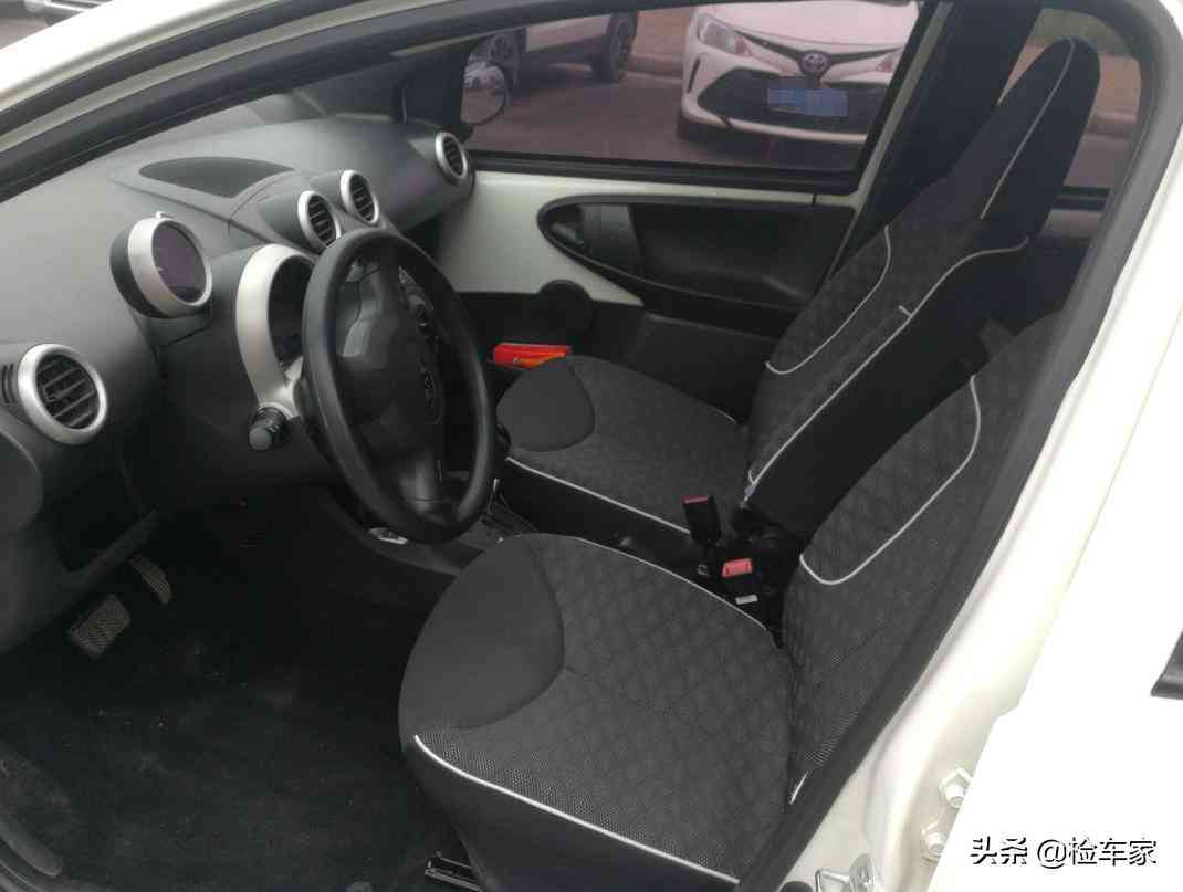 f0怎么样 2万买什么车？这辆练手神车比亚迪F0让买家吐槽：不如教练车