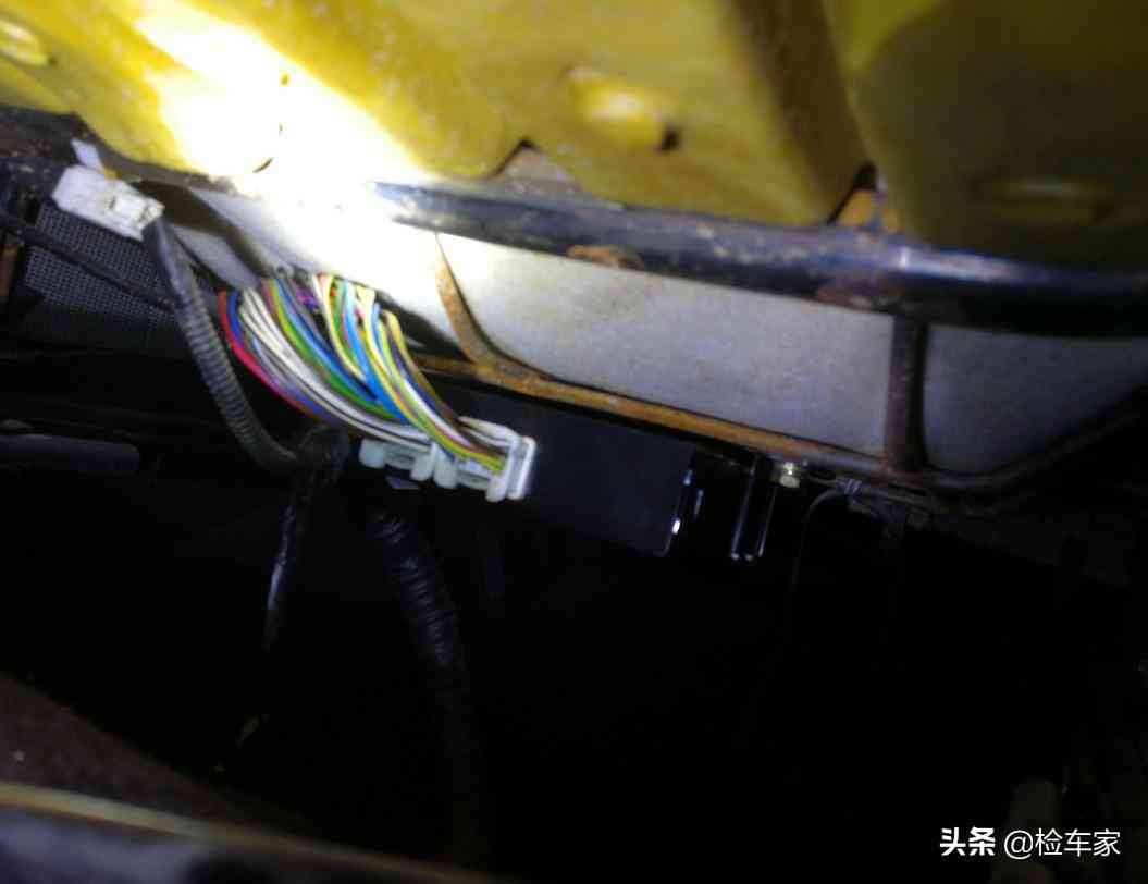 f0怎么样 2万买什么车？这辆练手神车比亚迪F0让买家吐槽：不如教练车