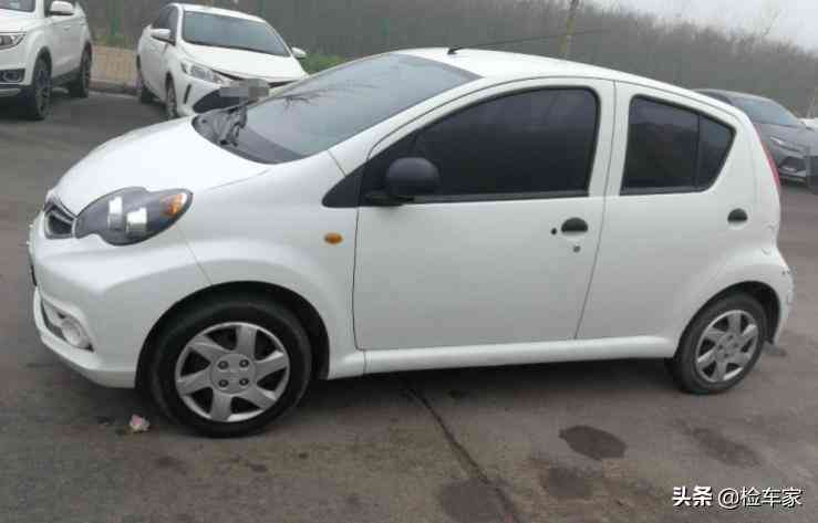 f0怎么样 2万买什么车？这辆练手神车比亚迪F0让买家吐槽：不如教练车