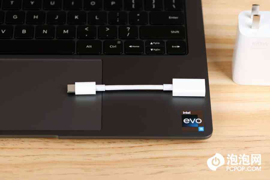 小米笔记本电脑全方位评测：Xiaomi Book Pro 14 2022 轻薄商务旗舰深度解析