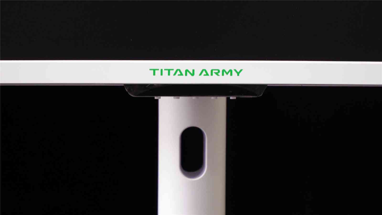 泰坦军团显示器怎么样 一米多长的显示器你见过吗？438英寸泰坦军团显示器P43UG评测