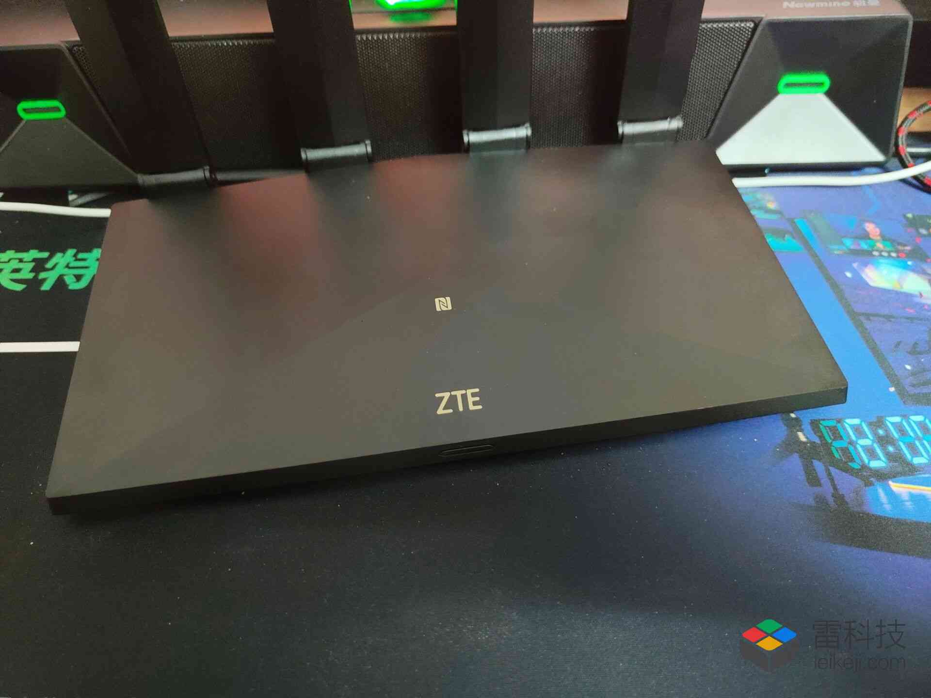 中兴AX3000 Pro路由器深度评测：千兆网速与NFC一键连的实用体验