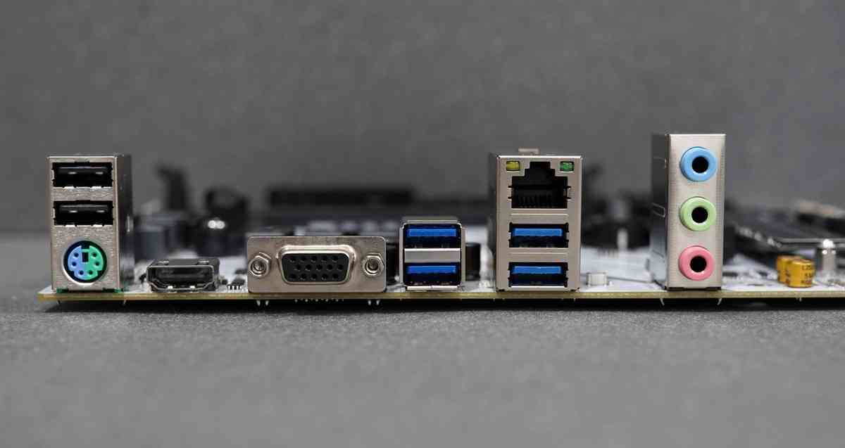 250元级B450白色主板深度评测：华南金牌能否驾驭R5-5600G？