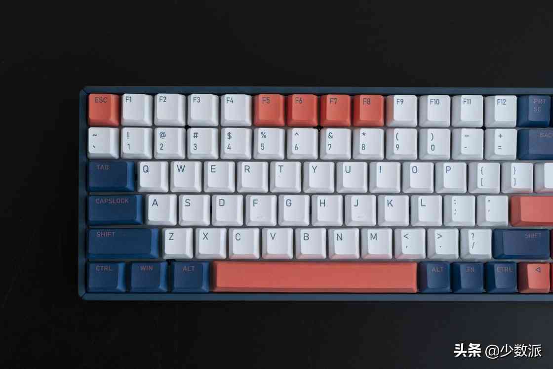 iqunix键盘怎么样 这个键盘凭什么值 1000 块？IQUNIX F96 体验