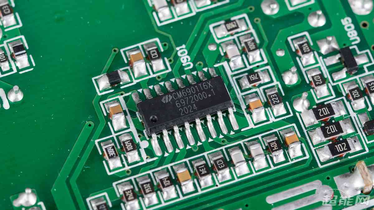 酷冷至尊G700 GOLD电源评测：高性价比的中高功率之选