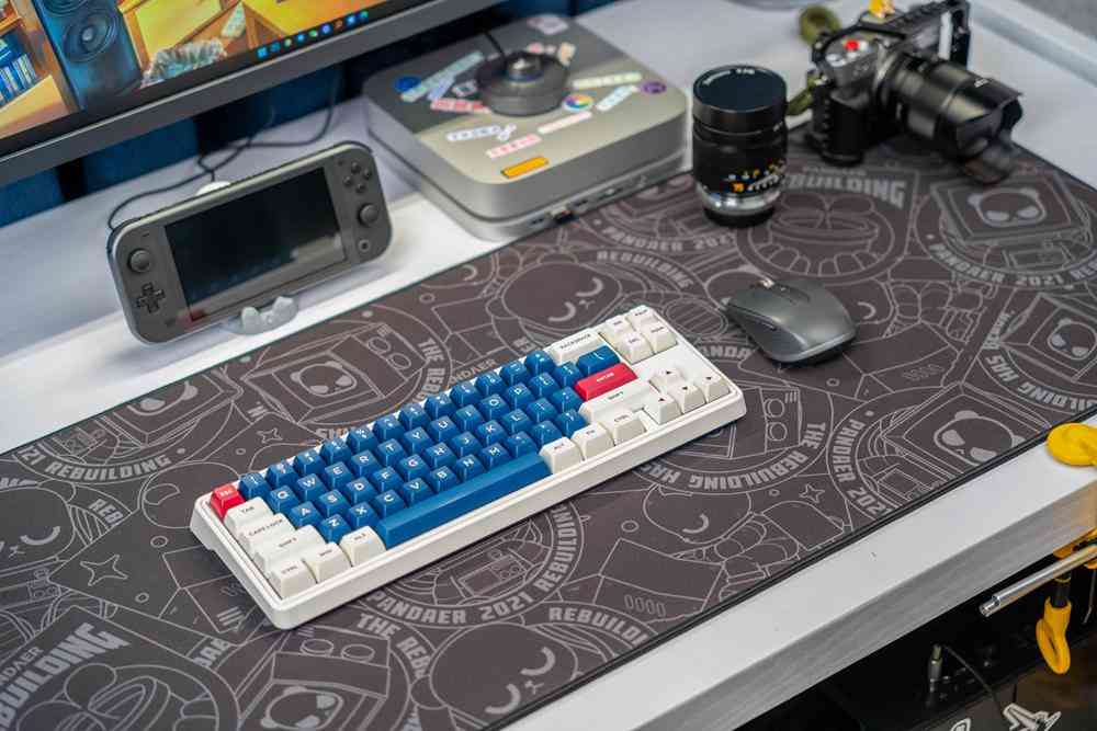 腹灵键盘怎么样 机械键盘的天花板之作，腹灵CMK68-SAM机械之心键盘体验