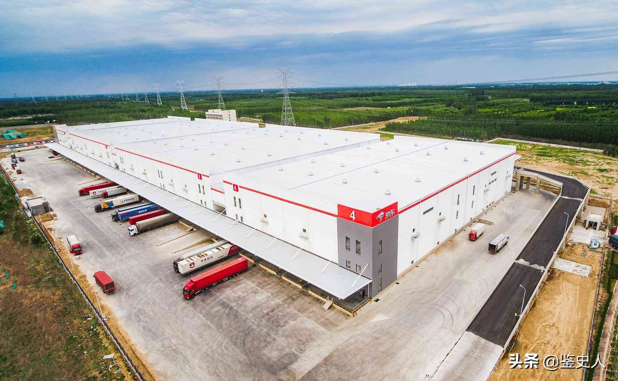 京东物流的崛起之路：从长期亏损到行业领先的深度解析